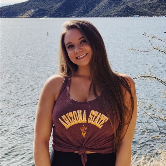 Meet your Posher, Gabrielle - Picture 1 of 1